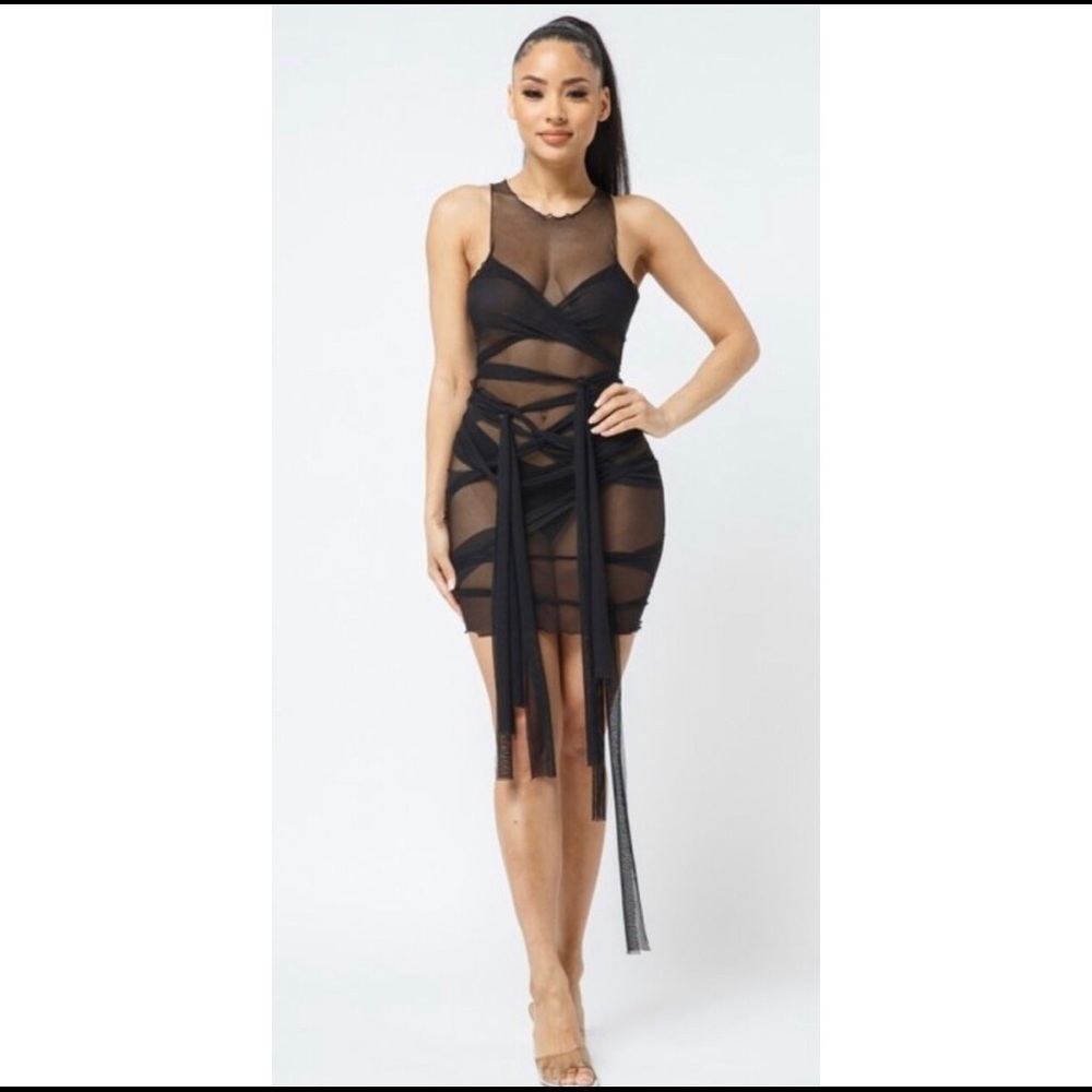 NWOT Beach and ResortwearMesh Cover up 🔥🔥🔥: Size 2-4